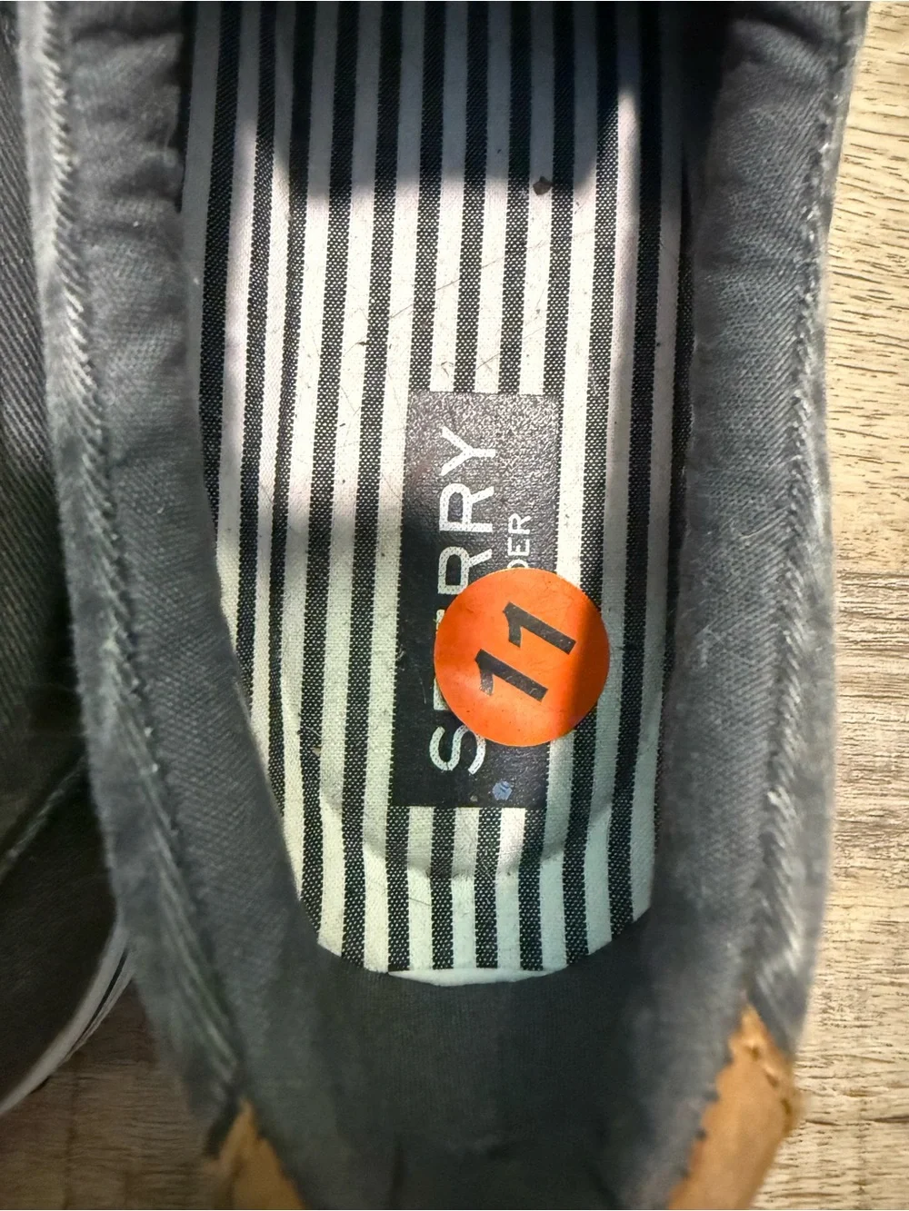 Sperry Men’s Charcoal Canvas Lace-Up Sneakers with White Soles Size 11